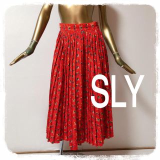 スライ(SLY)のミユキ様❤SLY ♥ 花柄 フラワー プリーツ ロングスカート(ロングスカート)