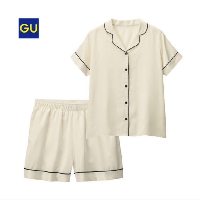 GU(ジーユー)のサテンパジャマ(半袖&ショートパンツ) レディースのルームウェア/パジャマ(パジャマ)の商品写真