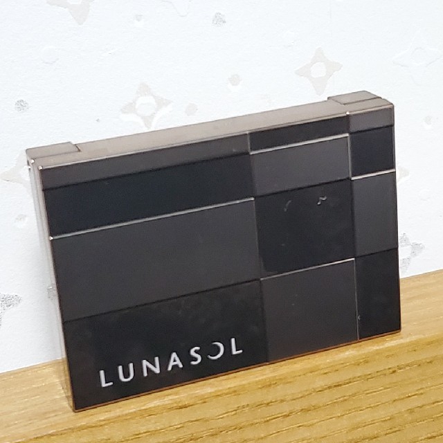 LUNASOL(ルナソル)のルナソル　カラーリングシアーチークス(グロウ)EX03 コスメ/美容のベースメイク/化粧品(チーク)の商品写真