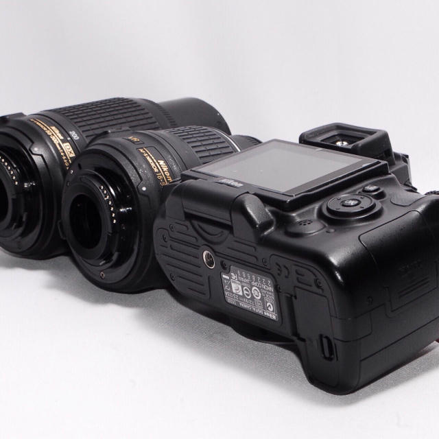 Nikon(ニコン)の⭐︎遠くの撮影もバッチリ⭐︎Nikon D5000 一眼レフダブルレンズ スマホ/家電/カメラのカメラ(デジタル一眼)の商品写真