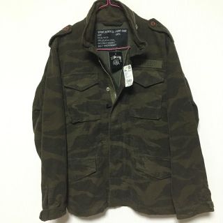 ステューシー(STUSSY)の新品未使用　迷彩 ミリタリージャケット　STUSSY ステューシー(ブルゾン)