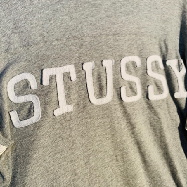 STUSSY(ステューシー)の#30 stussy ロンT 古着　グレー　Lサイズ メンズのトップス(Tシャツ/カットソー(七分/長袖))の商品写真