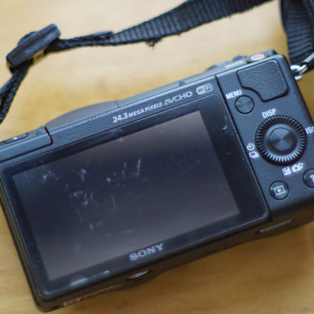 SONY ミラーレス　α5100 ボディ 2