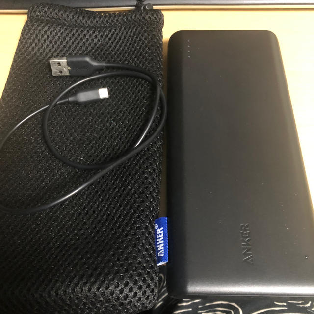 【中古美品】ANKERアンカーモバイルバッテリー スマホ/家電/カメラのスマートフォン/携帯電話(バッテリー/充電器)の商品写真