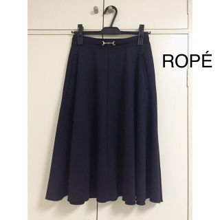 ロペ(ROPE’)のビットベルト付きスカート(ロングスカート)