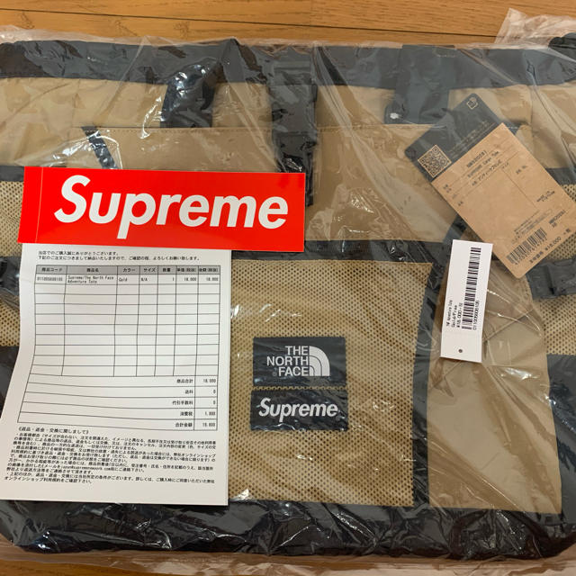 Supreme(シュプリーム)の新品未使用　シュプリーム　ノースフェイス　トートバッグ メンズのバッグ(トートバッグ)の商品写真