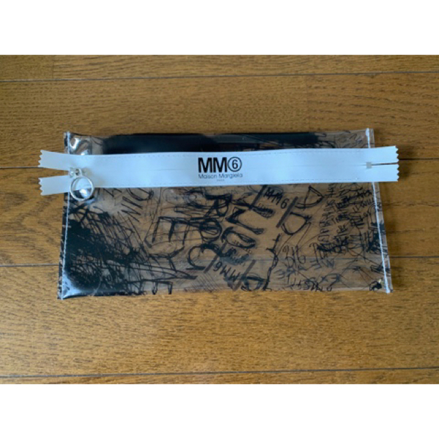 MM6(エムエムシックス)のMM6✨クリアポーチ レディースのファッション小物(ポーチ)の商品写真