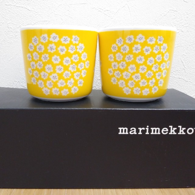 marimekko(マリメッコ)の新品未使用　プケッティ　ラテマグ　マリメッコ インテリア/住まい/日用品のキッチン/食器(グラス/カップ)の商品写真