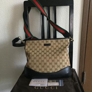 グッチ(Gucci)のGUCCI ショルダーバッグ (ショルダーバッグ)