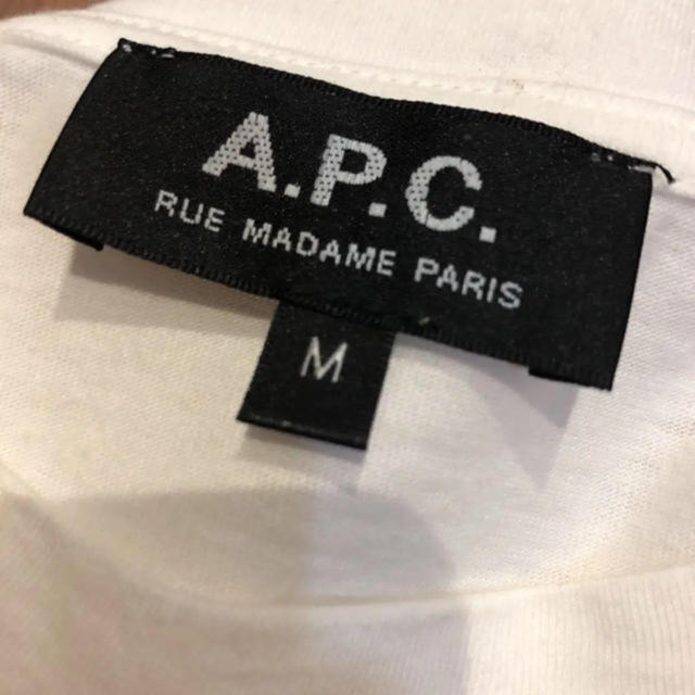 A.P.C(アーペーセー)のAPC Ｔシャツ ロゴ レディースのトップス(Tシャツ(半袖/袖なし))の商品写真