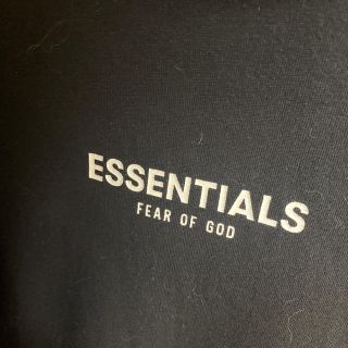 フィアオブゴッド(FEAR OF GOD)のessentials tシャツ(Tシャツ/カットソー(半袖/袖なし))