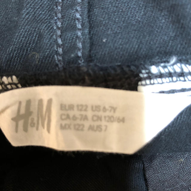 H&M(エイチアンドエム)の女の子120ジャンバースカート キッズ/ベビー/マタニティのキッズ服女の子用(90cm~)(スカート)の商品写真