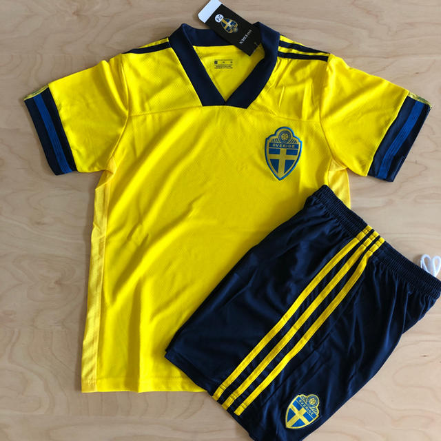 新品 140 サッカー ユニフォーム 新作 スウェーデン代表の通販 By Soccer Fan S Shop ラクマ