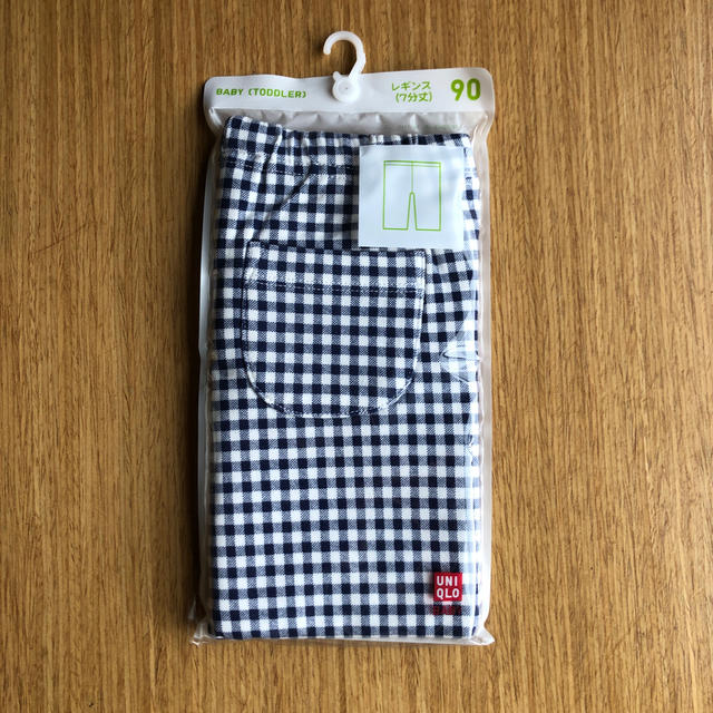 UNIQLO(ユニクロ)のユニクロ　レギンス7分丈　90cm キッズ/ベビー/マタニティのキッズ服女の子用(90cm~)(パンツ/スパッツ)の商品写真