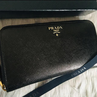 プラダ(PRADA)のPRADA 財布　21日まで値下げ中(長財布)