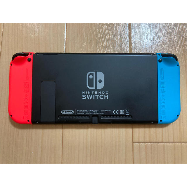 Nintendo Switch ネオンブルー／ネオンレッド　旧型