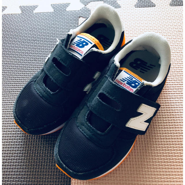 New Balance(ニューバランス)のニューバランス　スニーカー　17.0cm キッズ/ベビー/マタニティのキッズ靴/シューズ(15cm~)(スニーカー)の商品写真