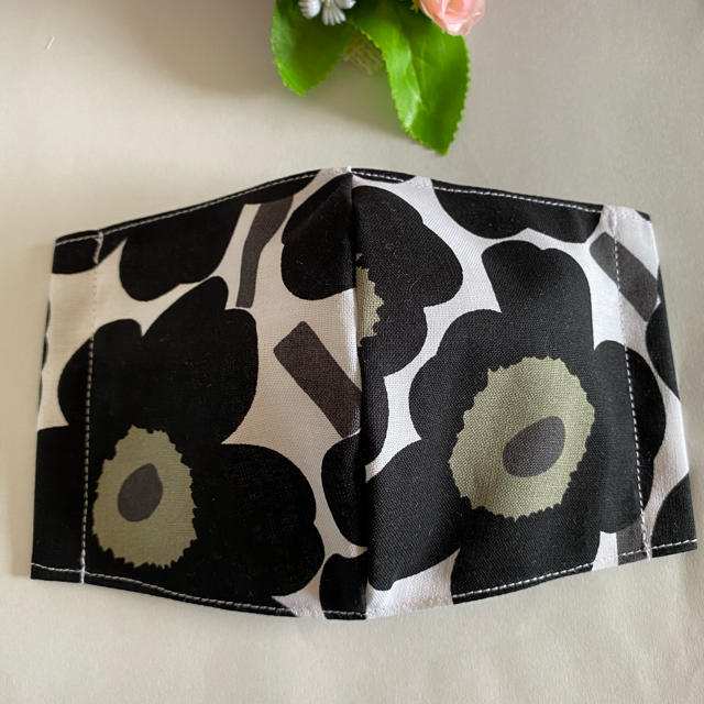 marimekko(マリメッコ)のマリメッコ　立体　インナーマスク　大人用 ハンドメイドのハンドメイド その他(その他)の商品写真