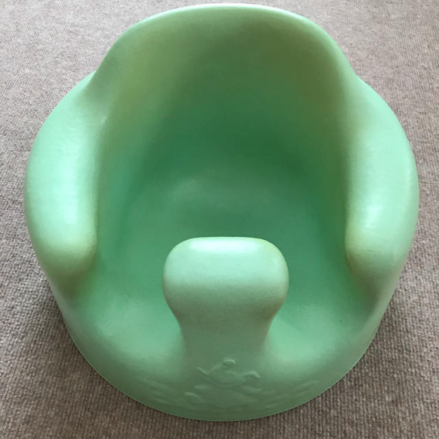 Bumbo(バンボ)のバンボテーブル付き キッズ/ベビー/マタニティの授乳/お食事用品(その他)の商品写真