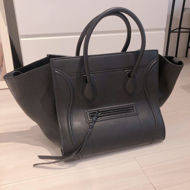 celine(セリーヌ)のCELINE ラゲージ  ファントム ギャランティカード有り レディースのバッグ(ハンドバッグ)の商品写真