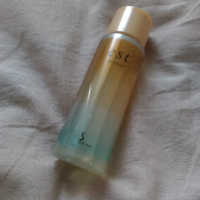 ソフィーナ　エストザローション　30ml コスメ/美容のスキンケア/基礎化粧品(化粧水/ローション)の商品写真