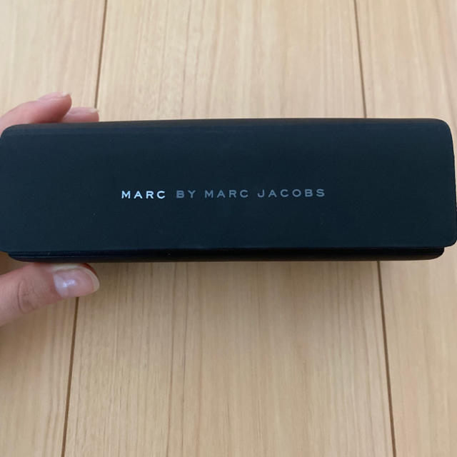 MARC BY MARC JACOBS(マークバイマークジェイコブス)のMARCBYMARC JACOBS サングラス レディースのファッション小物(サングラス/メガネ)の商品写真