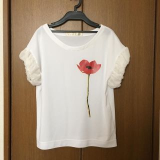 ドットアンドストライプスチャイルドウーマン(Dot&Stripes CHILDWOMAN)のフリル袖 フラワーＴシャツ(Tシャツ(半袖/袖なし))