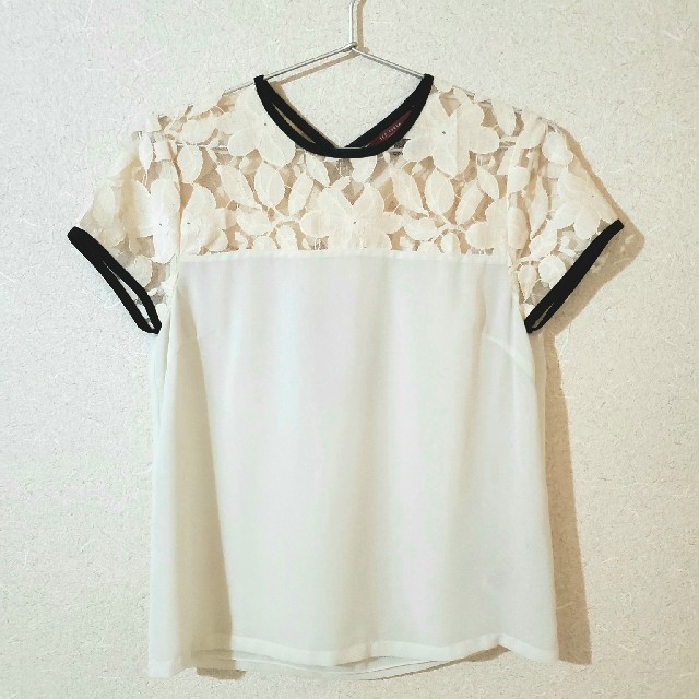 TED BAKER - TED BAKER☆新品未使用 レースブラウスの通販 by TED BAKER - TED BAKER☆新品未使用 レースブラウスの通販 by
