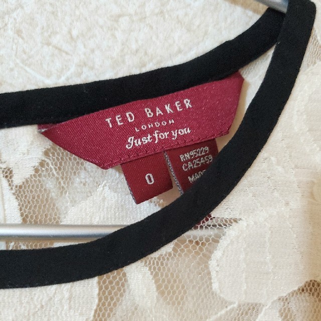 TED BAKER - TED BAKER☆新品未使用 レースブラウスの通販 by TED BAKER - TED BAKER☆新品未使用 レースブラウスの通販 by