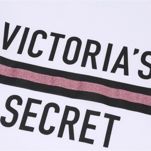 Victoria's Secret(ヴィクトリアズシークレット)のヴィクトリアズシークレット　Tシャツ　新品未使用 レディースのトップス(Tシャツ(半袖/袖なし))の商品写真