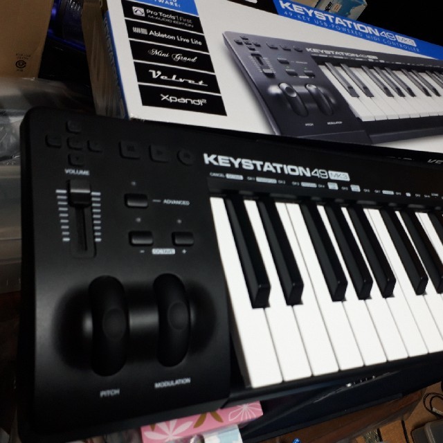 Keystation 49 MK3 MIDIキーボードUSB-MIDI接続