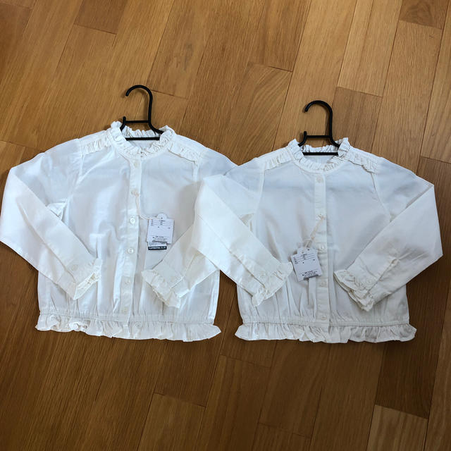 F.O.Factory(エフオーファクトリー)のaprès les cours オフホワイト　フリルシャツ　 キッズ/ベビー/マタニティのキッズ服女の子用(90cm~)(Tシャツ/カットソー)の商品写真