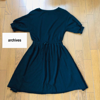 アルシーヴ(archives)の【美品！】archives ひざ丈ワンピース(ひざ丈ワンピース)