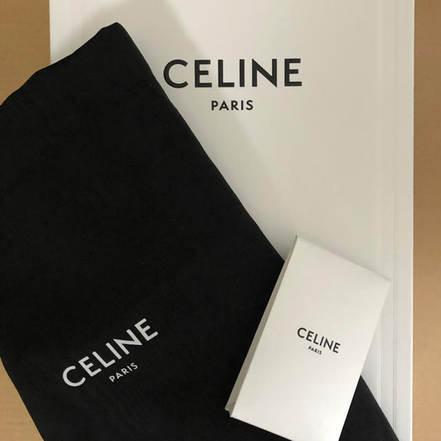 celine(セリーヌ)のセリーヌ  本革スニーカー　トリオンフ　本物　美品 レディースの靴/シューズ(スニーカー)の商品写真