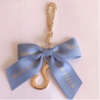 Maison De FLEUR イニシャルチャーム 大阪ルクア限定 K フリマアプリ
