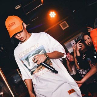 オフホワイト(OFF-WHITE)の【新品】Heron Preston  Tシャツ XLサイズ(Tシャツ/カットソー(半袖/袖なし))