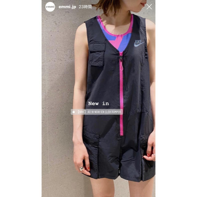 NIKE(ナイキ)のemmi：NIKE：ICON CLASH ROMPERS ロンパース レディースのパンツ(オールインワン)の商品写真