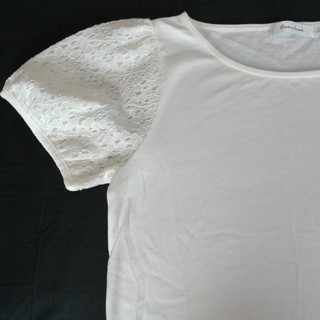クチュールブローチ(Couture Brooch)の新品未使用レース袖の白いトップス(カットソー(半袖/袖なし))