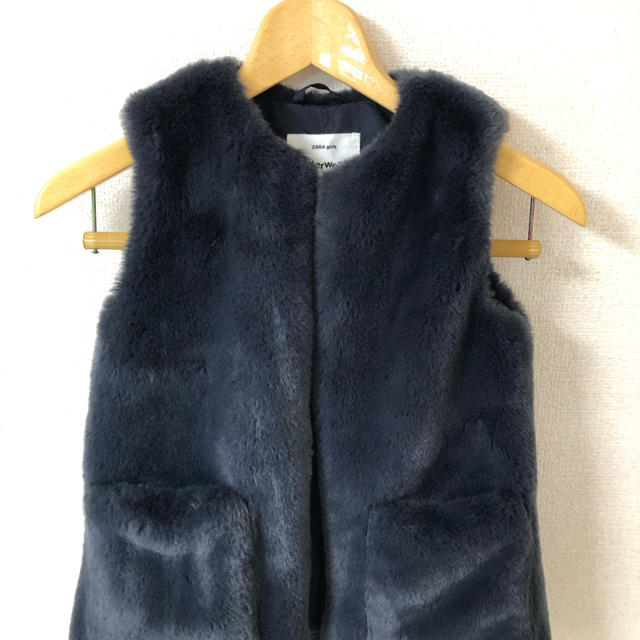 ZARA KIDS(ザラキッズ)の専用　ZARA キッズ.ファーベスト キッズ/ベビー/マタニティのキッズ服男の子用(90cm~)(ジャケット/上着)の商品写真