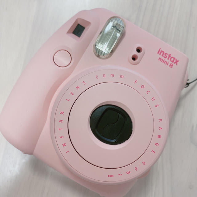 富士フイルム(フジフイルム)の淡いピンクが映えるチェキ♡♡♡instax mini 8 スマホ/家電/カメラのカメラ(フィルムカメラ)の商品写真