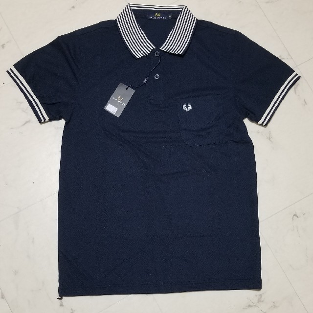 FRED PERRY(フレッドペリー)の紺ポロシャツ メンズのトップス(ポロシャツ)の商品写真