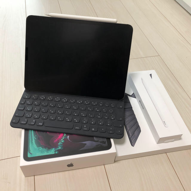 Apple iPad Pro 11インチ 256G SIMフリー版3点セット