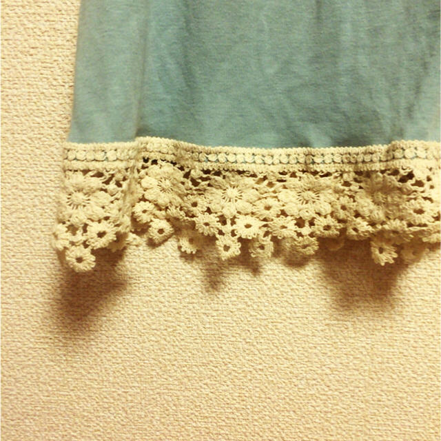 w closet(ダブルクローゼット)の花柄 タンクトップ レディースのトップス(Tシャツ(半袖/袖なし))の商品写真