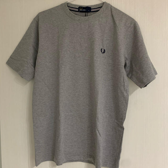 FRED PERRY(フレッドペリー)のFRED PERRY Tシャツ Sサイズ メンズのトップス(Tシャツ/カットソー(半袖/袖なし))の商品写真