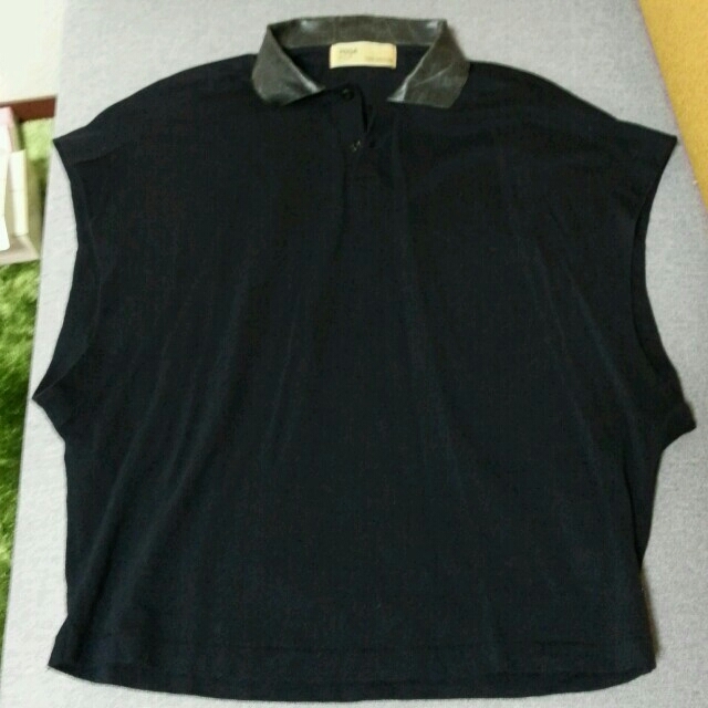 TOGA(トーガ)のTOGAポロシャツ レディースのトップス(シャツ/ブラウス(半袖/袖なし))の商品写真