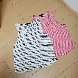 フォーエバートゥエンティーワン(FOREVER 21)の美品 FOREVER21 ボーダータンクトップ 2枚セット(タンクトップ)