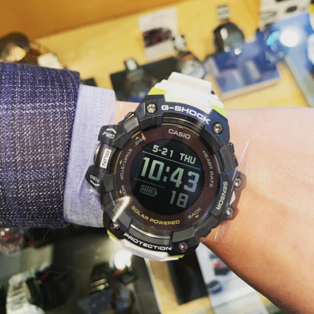 G-SHOCK(ジーショック)の再入荷！G-SHOCK GBD-H1000-1A7JR メンズの時計(腕時計(デジタル))の商品写真