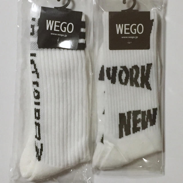 WEGO(ウィゴー)のWEGO メンズハイソックス 白 2足 メンズのレッグウェア(ソックス)の商品写真