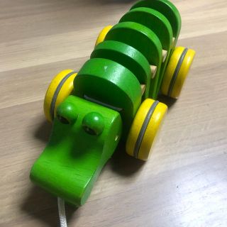 プラントイ(PLANTOYS)のプラントイズ　ダンシングアリゲーター(手押し車/カタカタ)