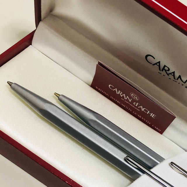 CARAN d'ACHE(カランダッシュ)のCARAN d'ACHE / カランダッシュ　ボールペン/シャーペン　セット インテリア/住まい/日用品の文房具(ペン/マーカー)の商品写真